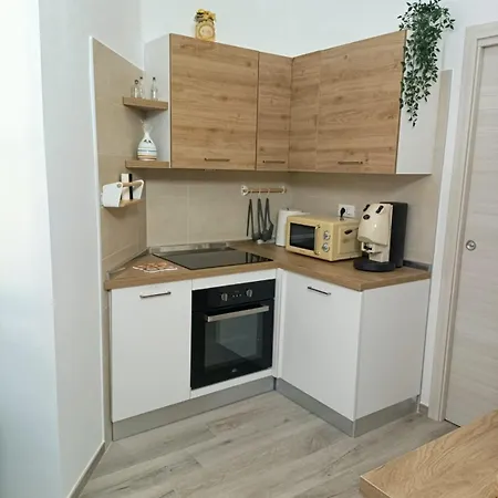 Nonna Giulia Apartment *